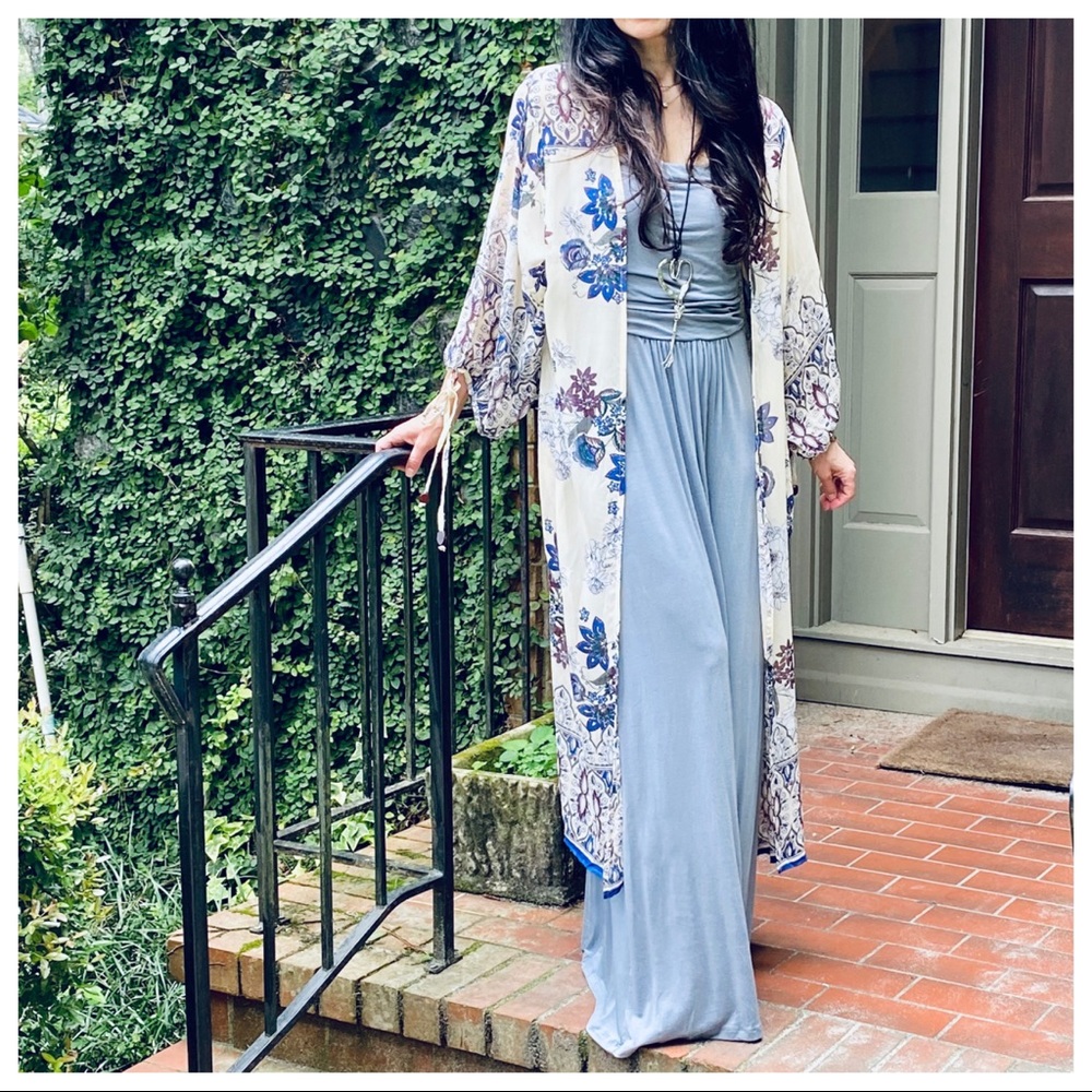 GORGEOUS LONG FLORAL PRINT KIMONO - Picture 10 of 10
